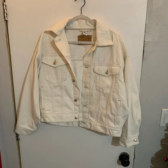 Oversize denim jacket - Picture 2 of 8